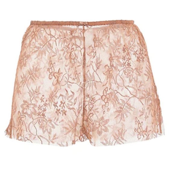 Gucci Other - GUCCI lace beige boxer Briefs size 8